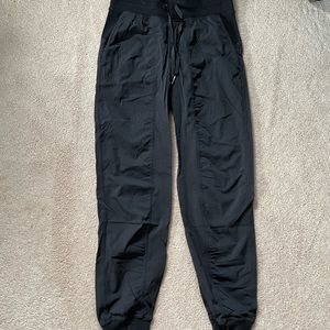 Lululemon Dance Studio Joggers Mid-rise Sz 4 Black